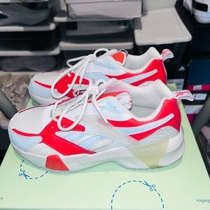 Reebok Hexalite Sneaker, Women 8.5, Orange/light Blue/white